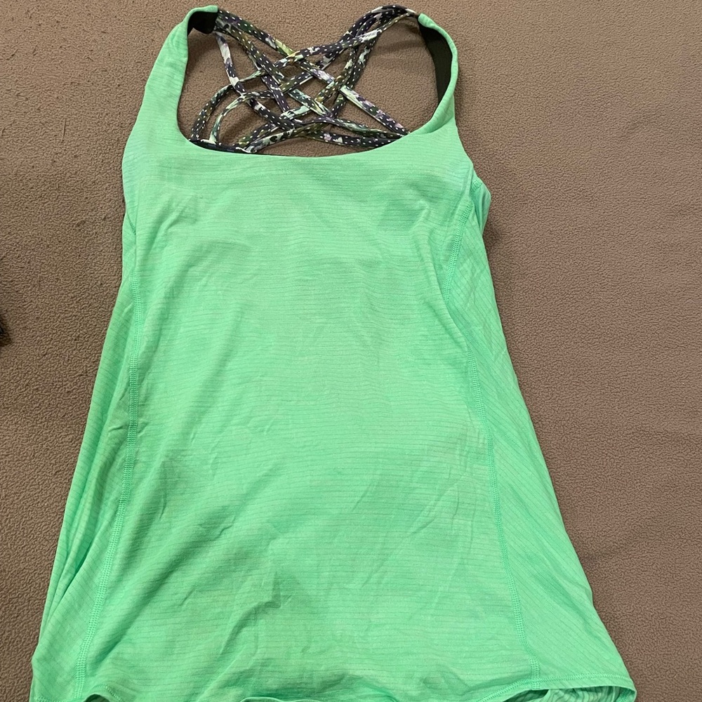 Lululemon tank top